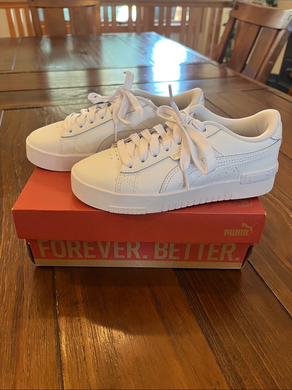 Puma Kids White Low-Top Lace-Up Sneakers - Like New Sz 4